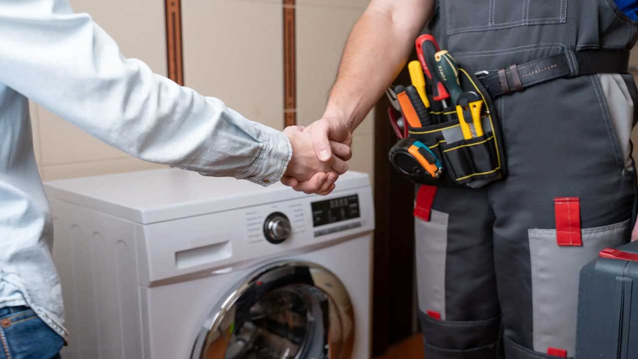 بررسی دلایل روشن نشدن ماشین لباسشویی - تماس با ۰۹۳۰۵۶۵۷۵۱۲